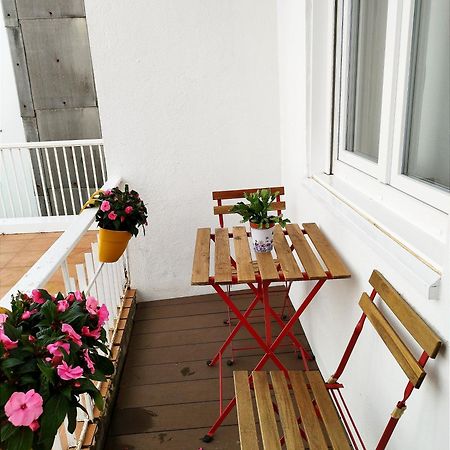 Vivienda Alameda De Santiago Apartment Santiago de Compostela Bagian luar foto